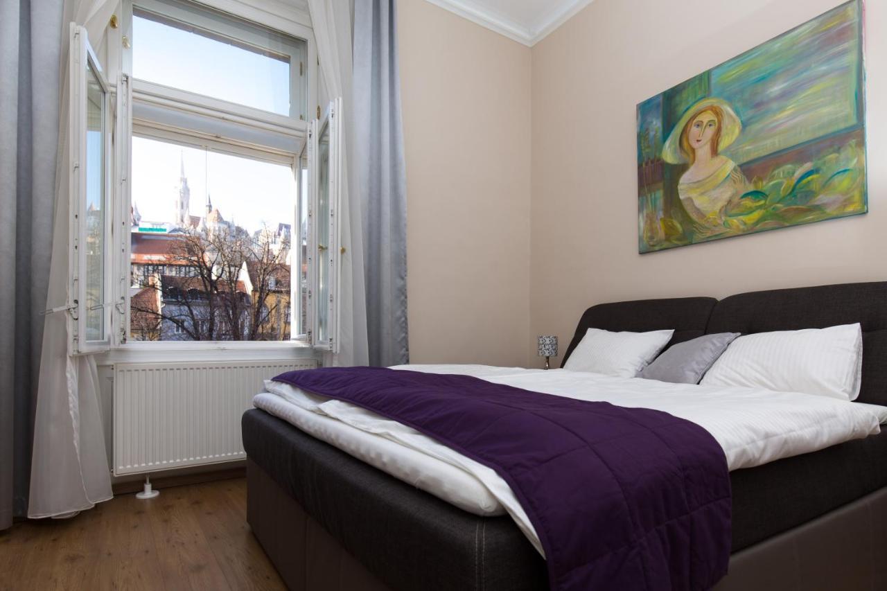 Elegant Apartment With Buda Castle View Budapest Exterior foto