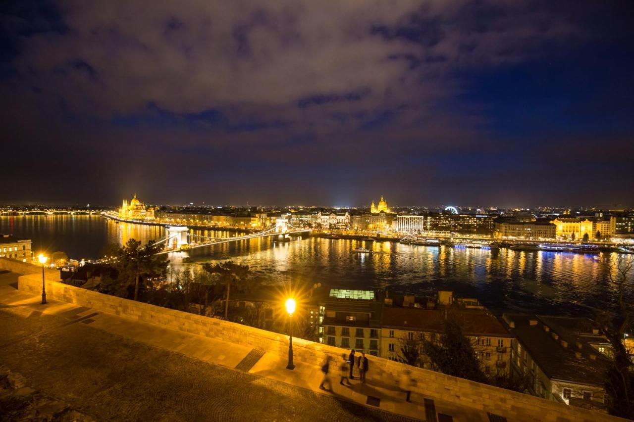 Elegant Apartment With Buda Castle View Budapest Exterior foto